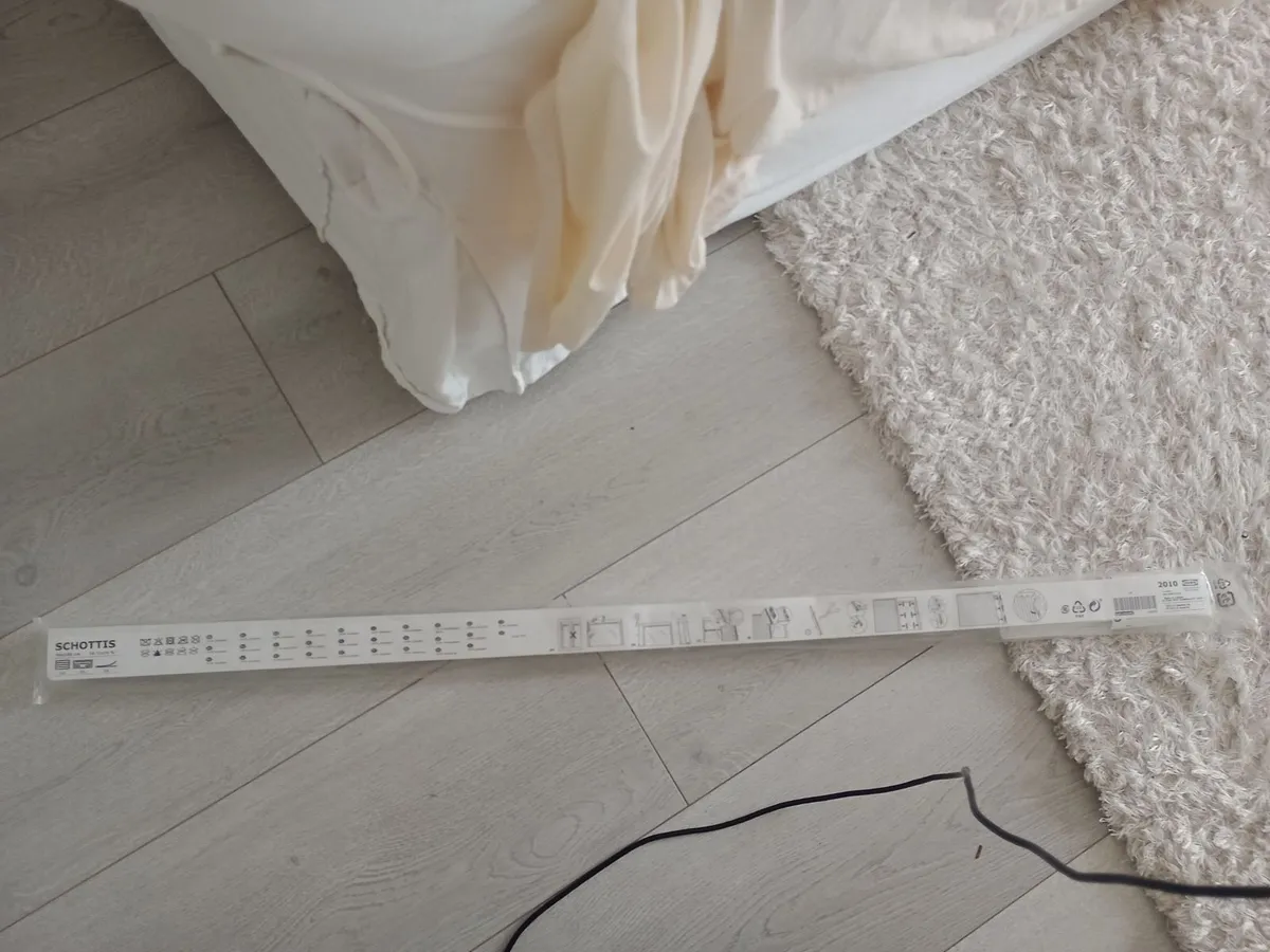 5 ikea blinds white pleated brand new - Image 2