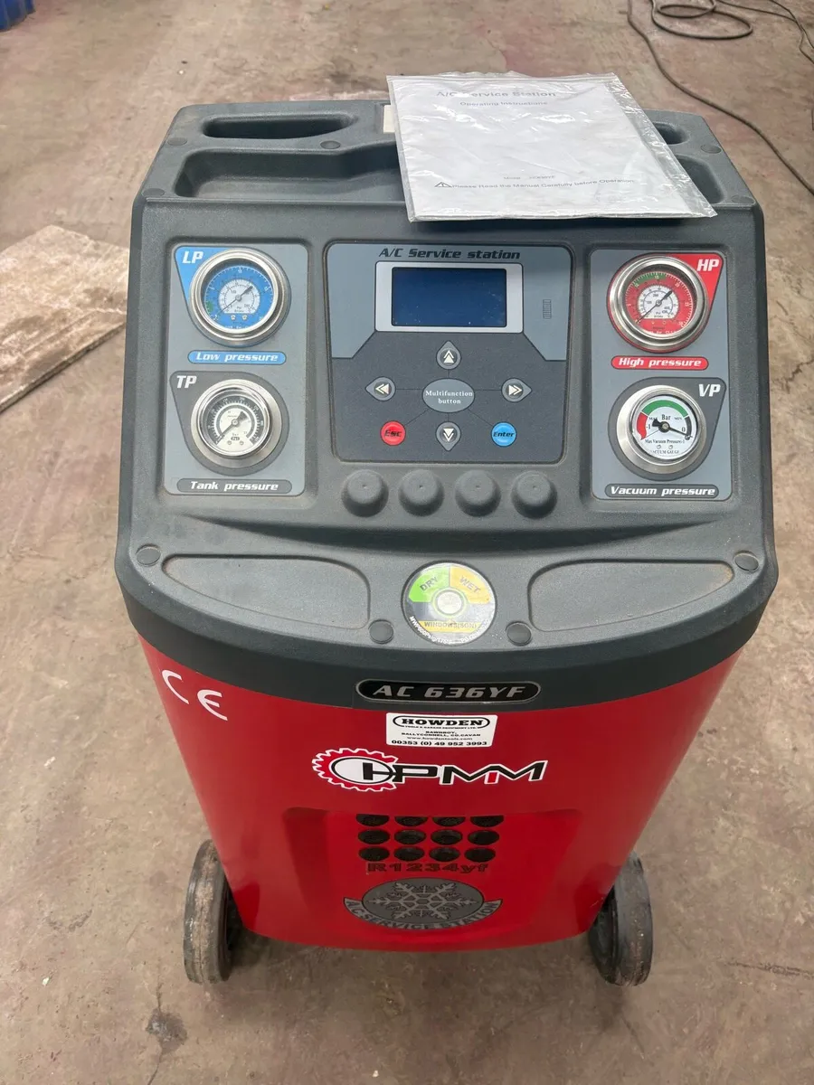 Air Conditioning recharge unit - Image 1
