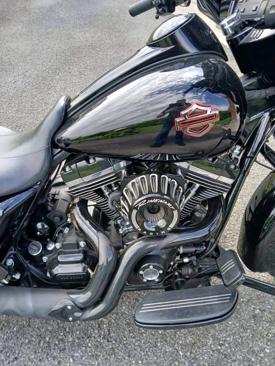 Harley-Davidson Street Glide - Image 4