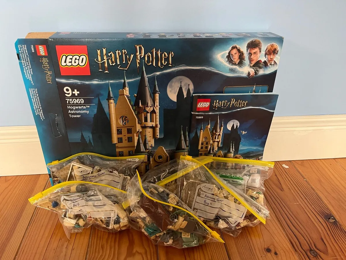 Harry Potter Lego Hogwarts Astronomy Tower - Image 4