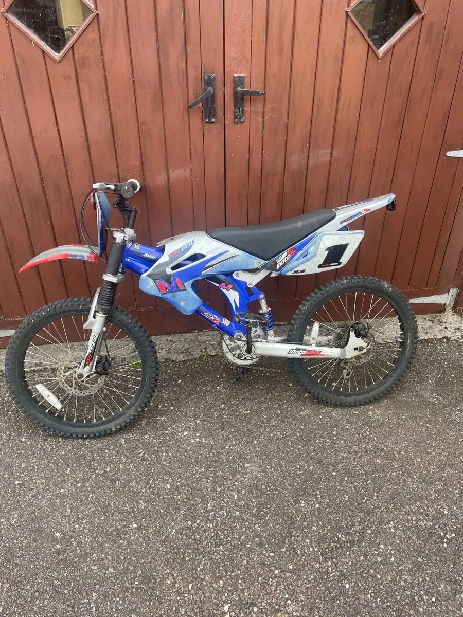 Child’s Bike - Image 2