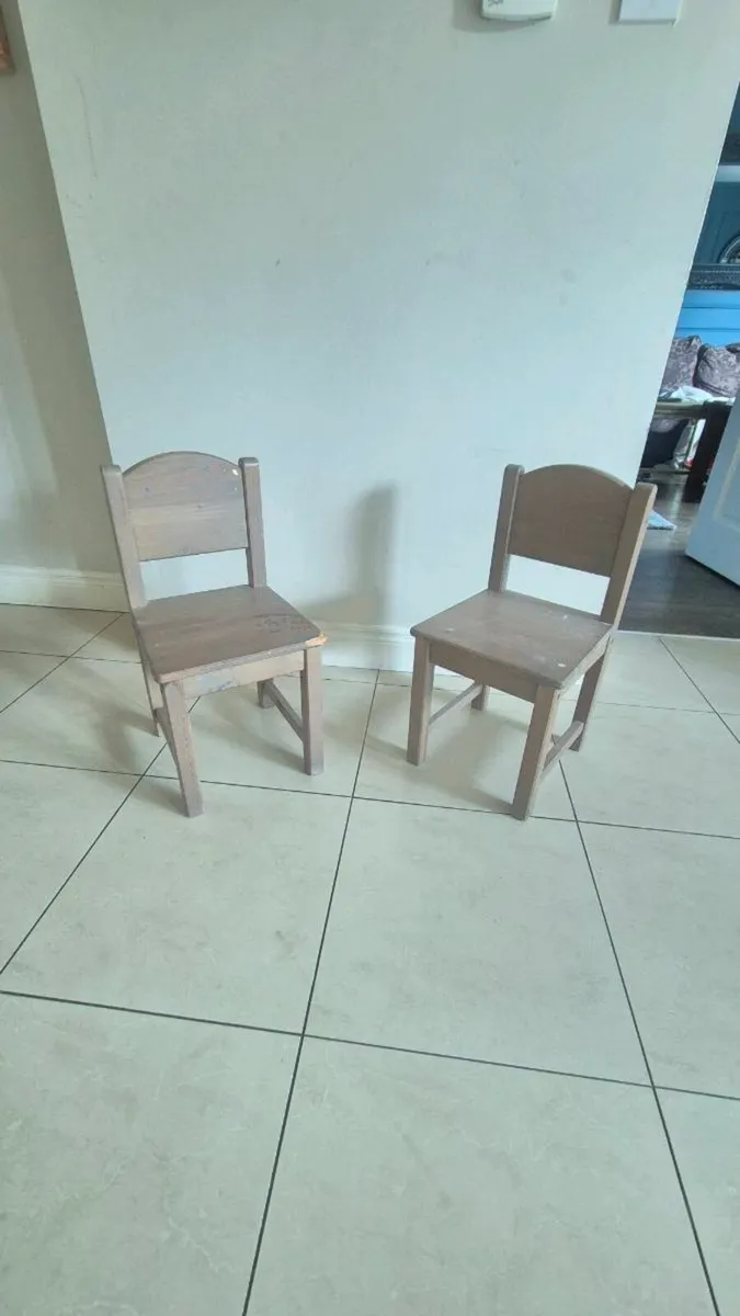 Kids chairs - Image 1