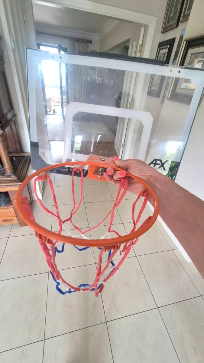 Basketball hoop - Image 2