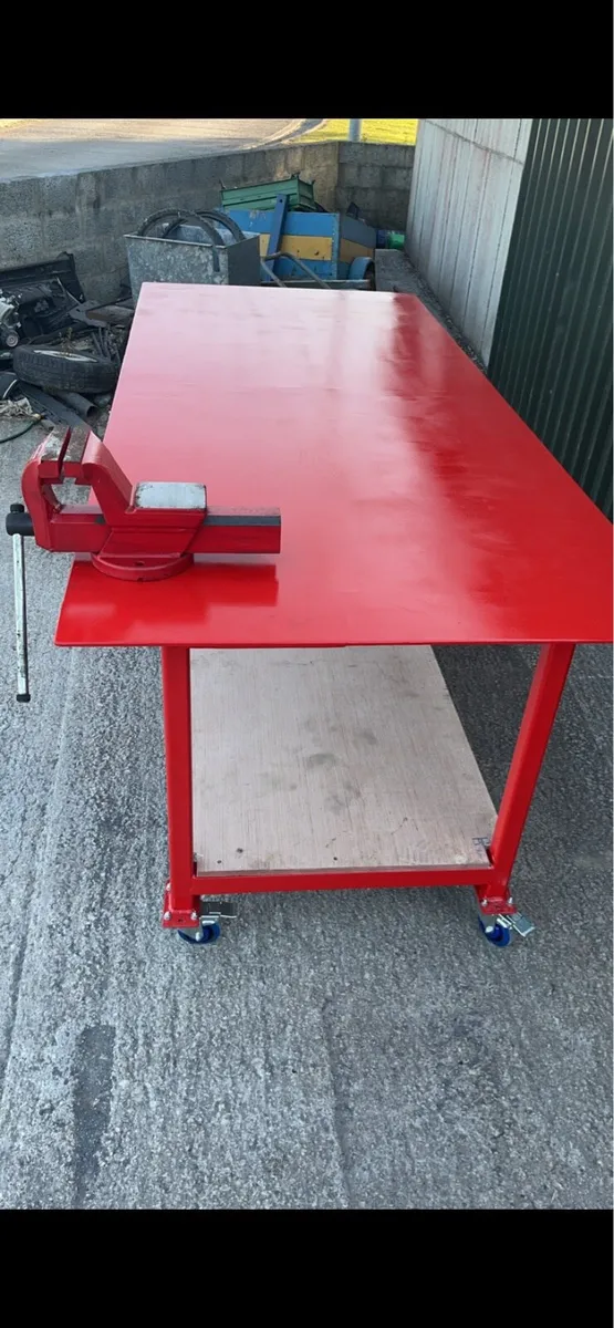 Heavy duty work benches - Image 3