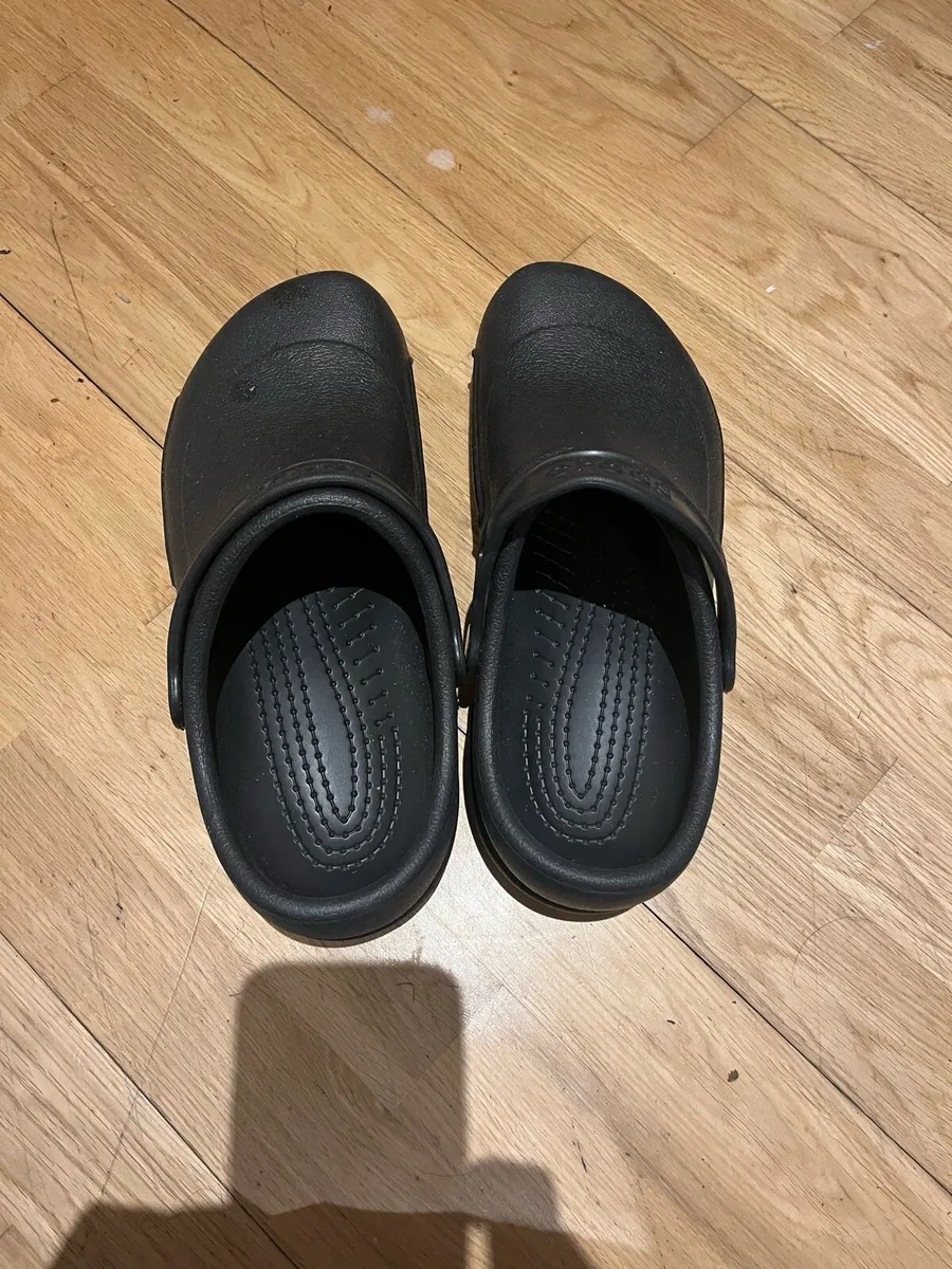 Crocs - Image 2