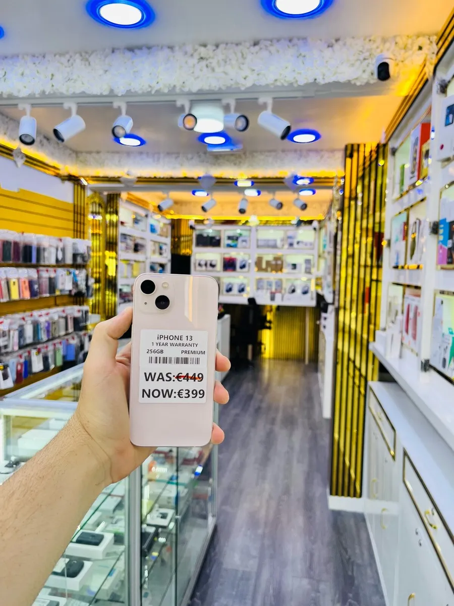 🔥iPhone 13 256GB premium 1Year WTY🔥😎 - Image 2