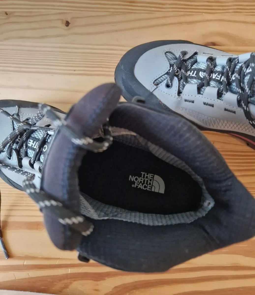 Hiking boots : North Face - Image 2