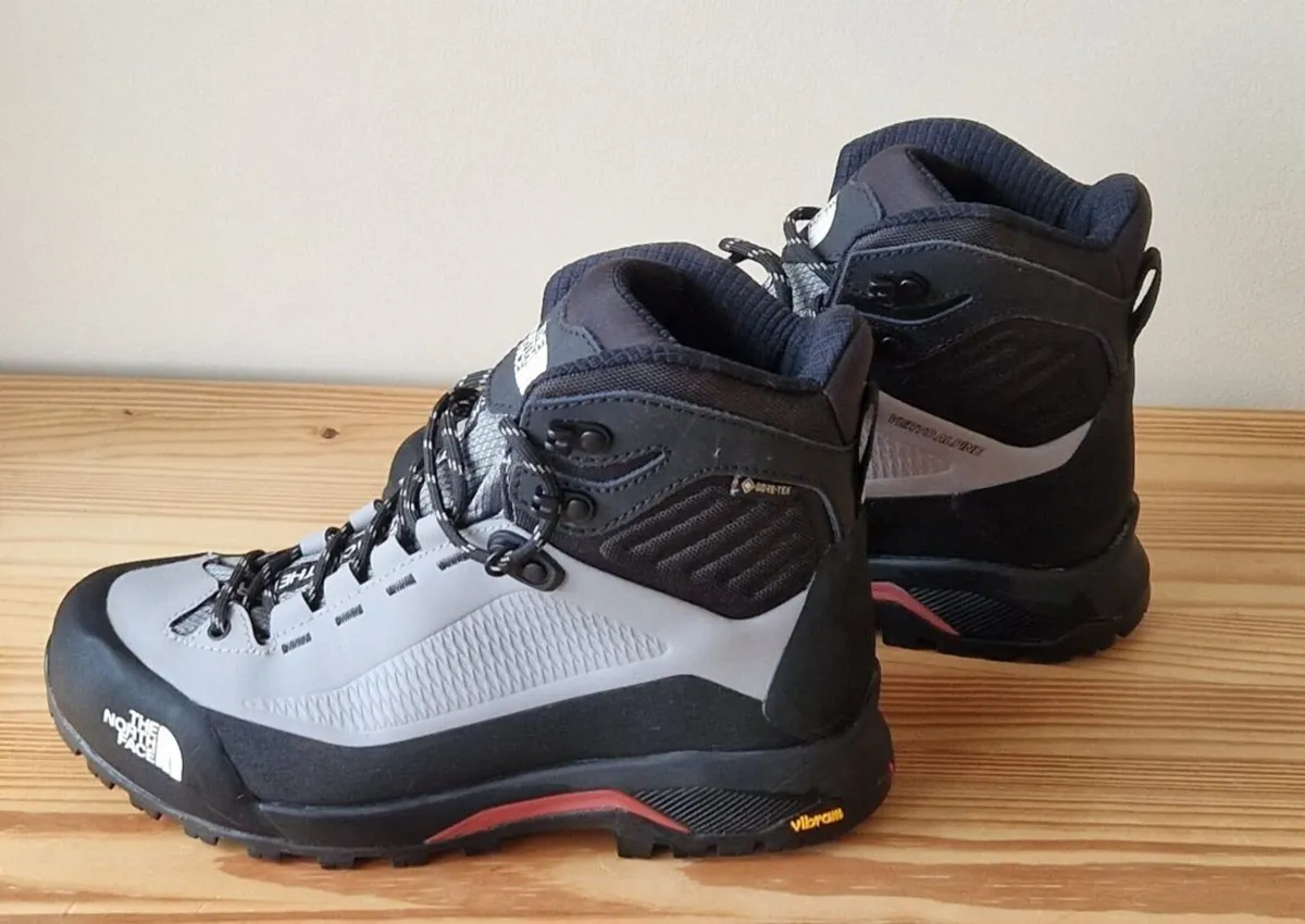 Hiking boots : North Face - Image 1