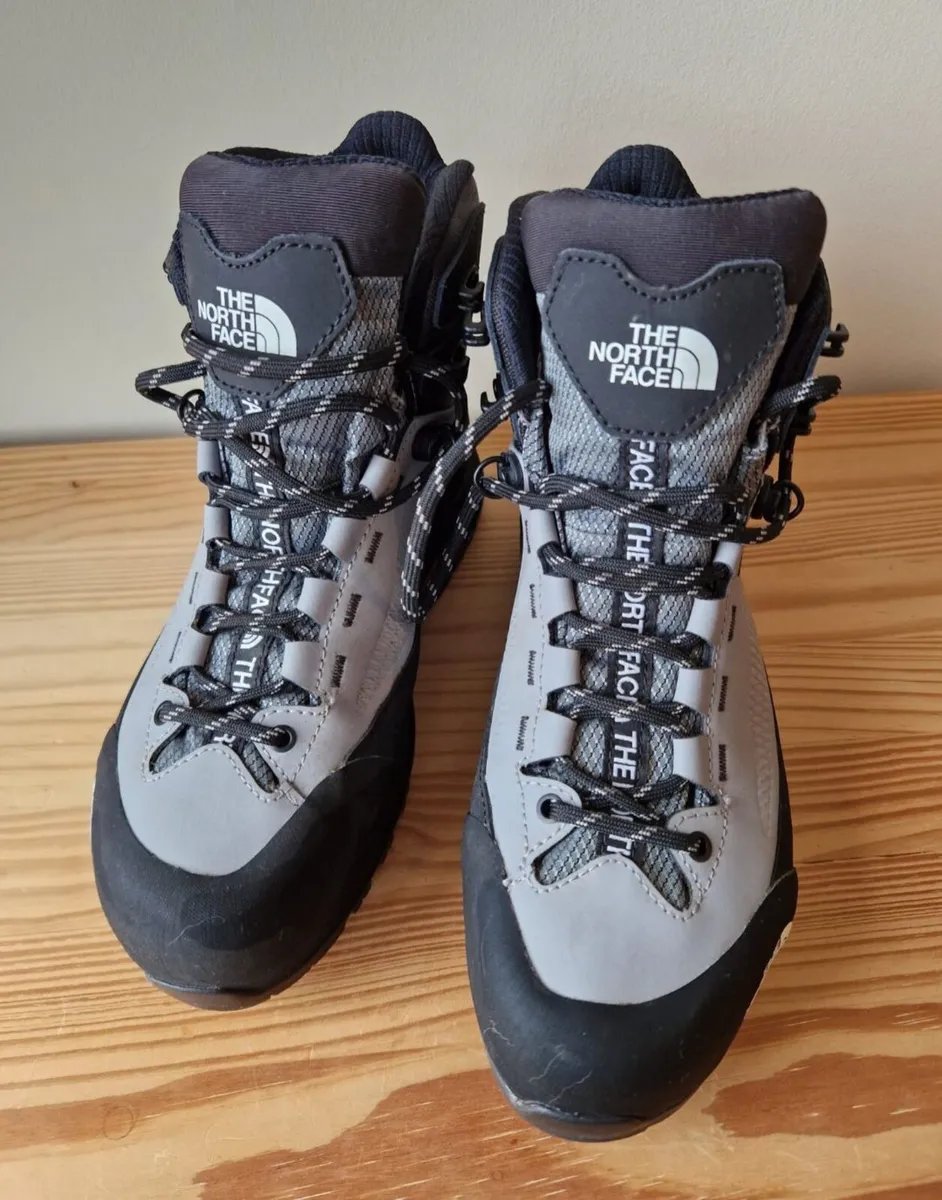 Hiking boots : North Face - Image 4