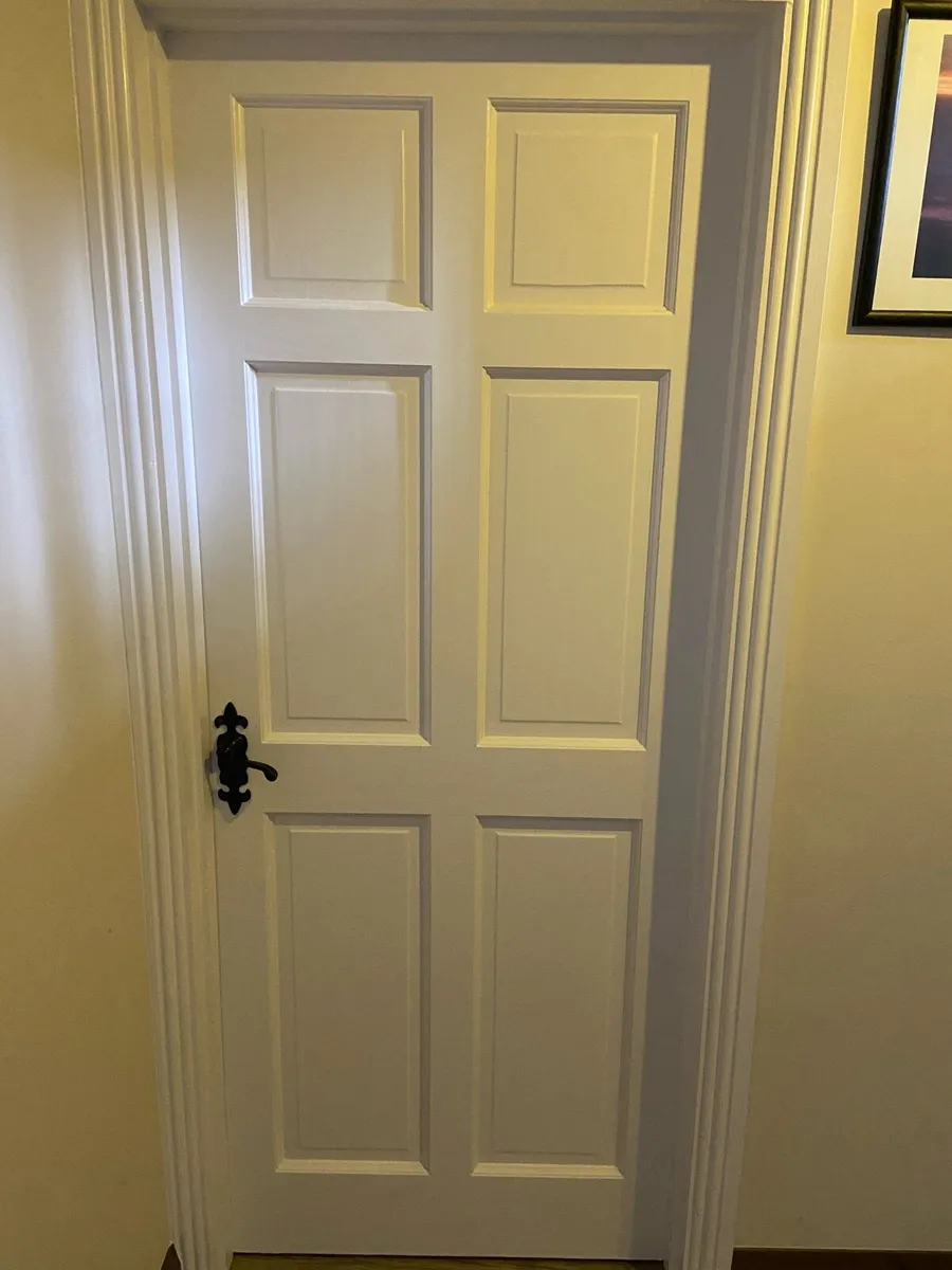 Internal doors - Image 1