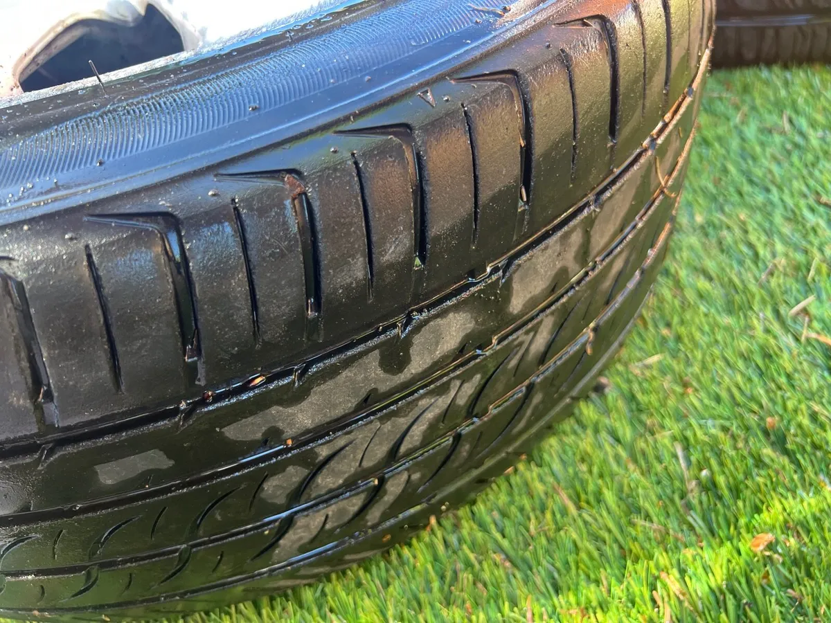 Audi a4 18inch rims with good tyres - Image 2