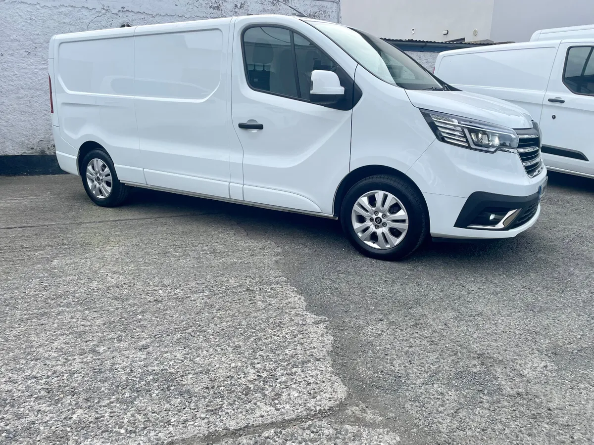 Renault Trafic LL30 Extra 2.0 DCI 130 BHP LWB,2024 - Image 2