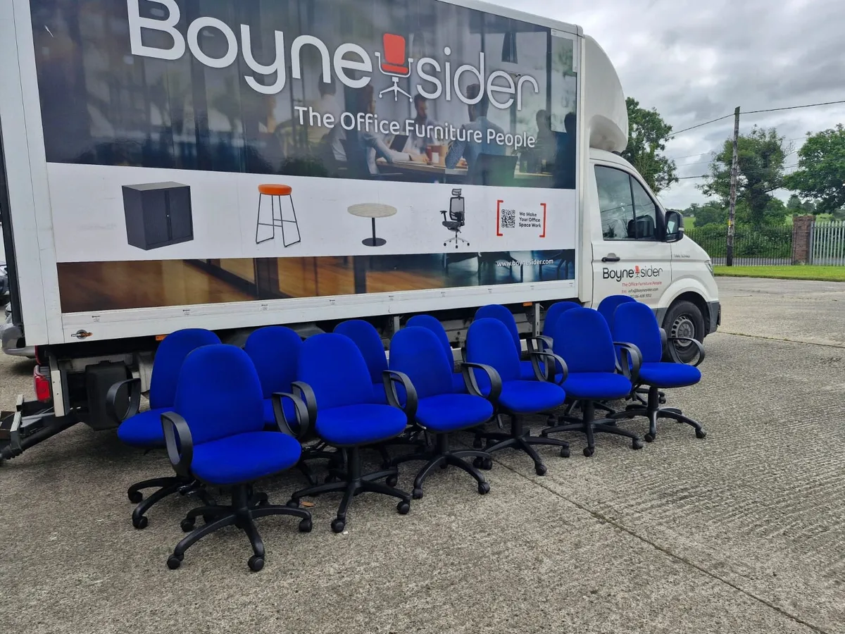 14 second-hand hand office chairs in blue fabric - Image 1