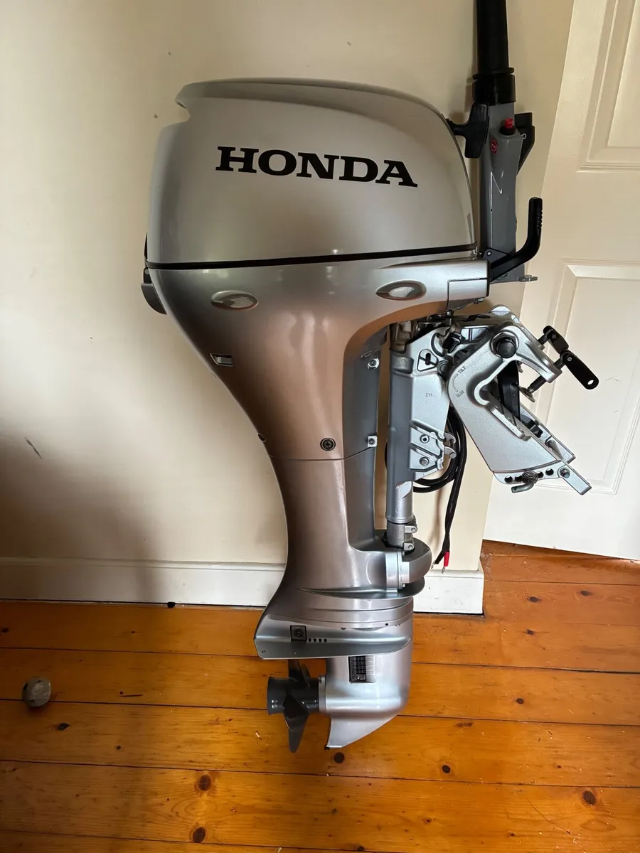 Boat engine
