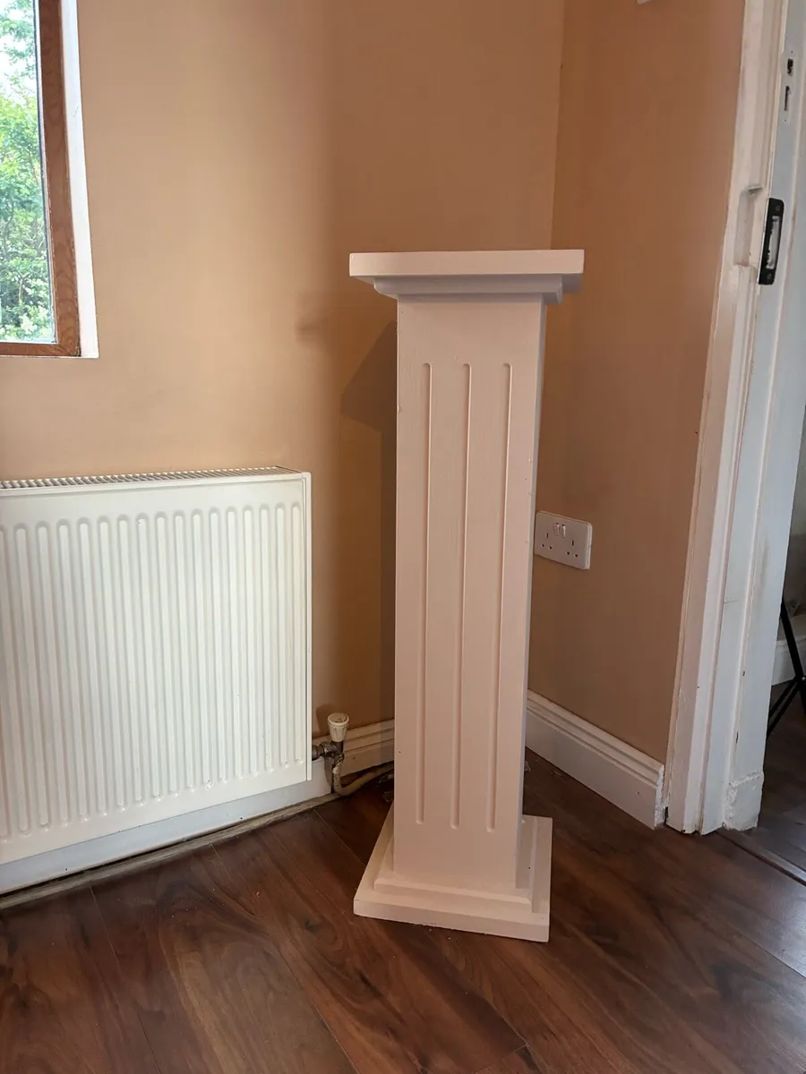 Decorative Pedestal/ Plinth for Flowers, Plants - Image 1