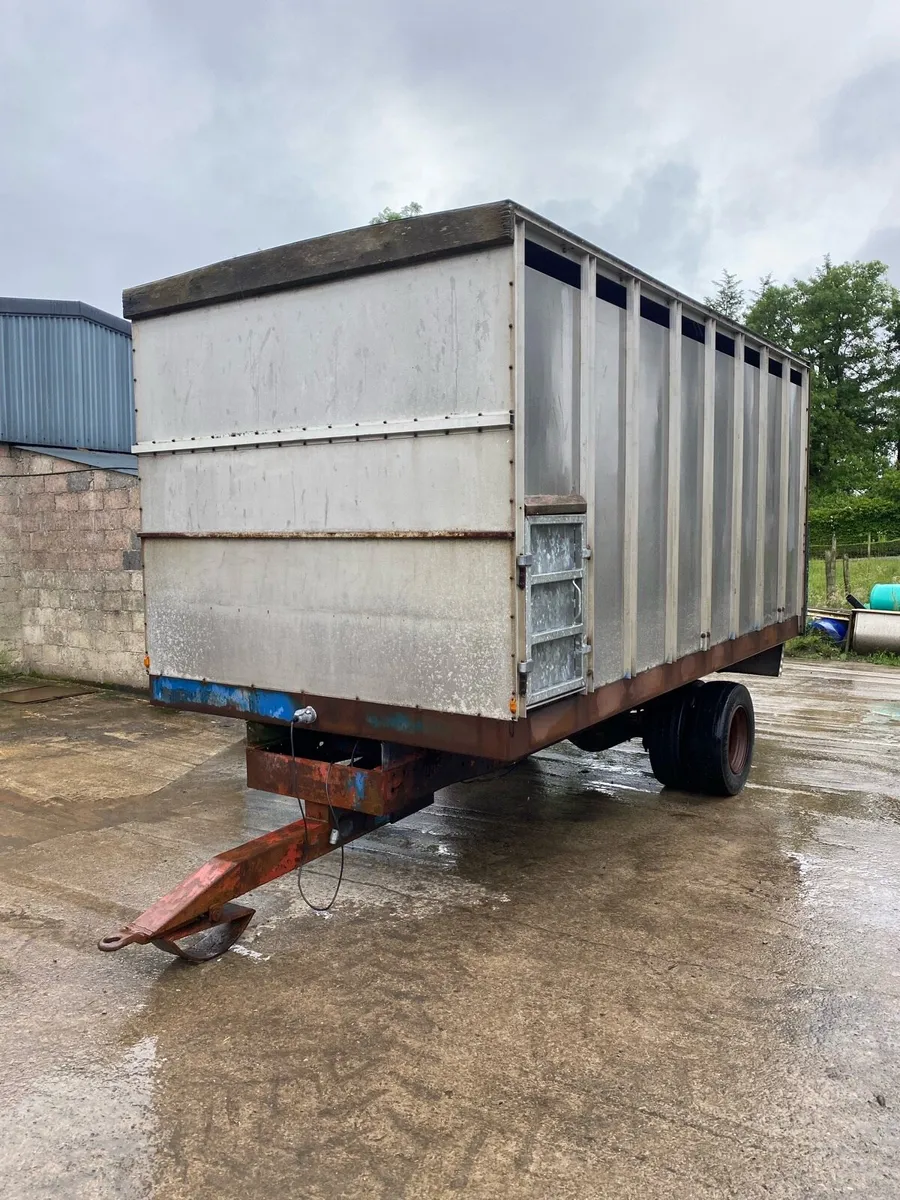 Tractor Cattle Trailer - Image 2
