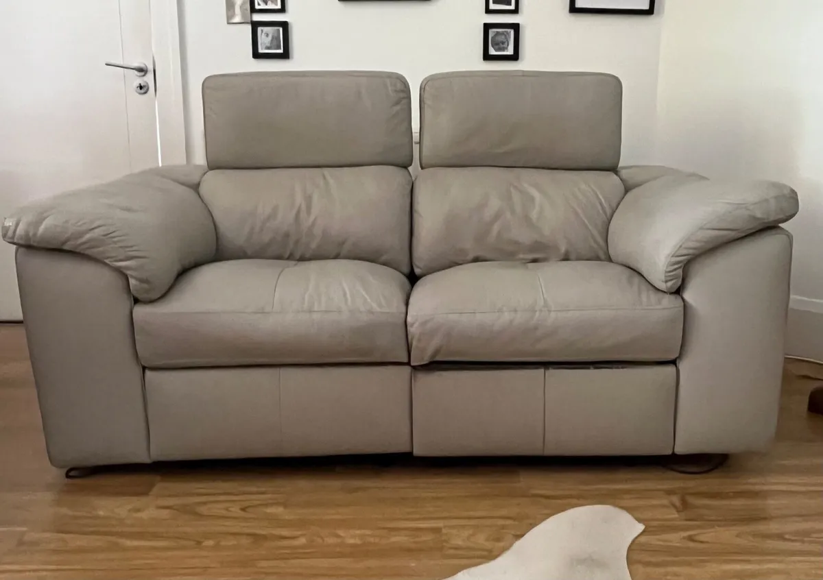 2 seater Italian leather recliner - Image 1