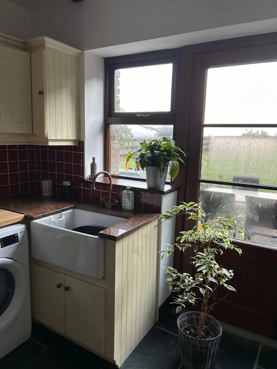 Kitchen units - Image 2