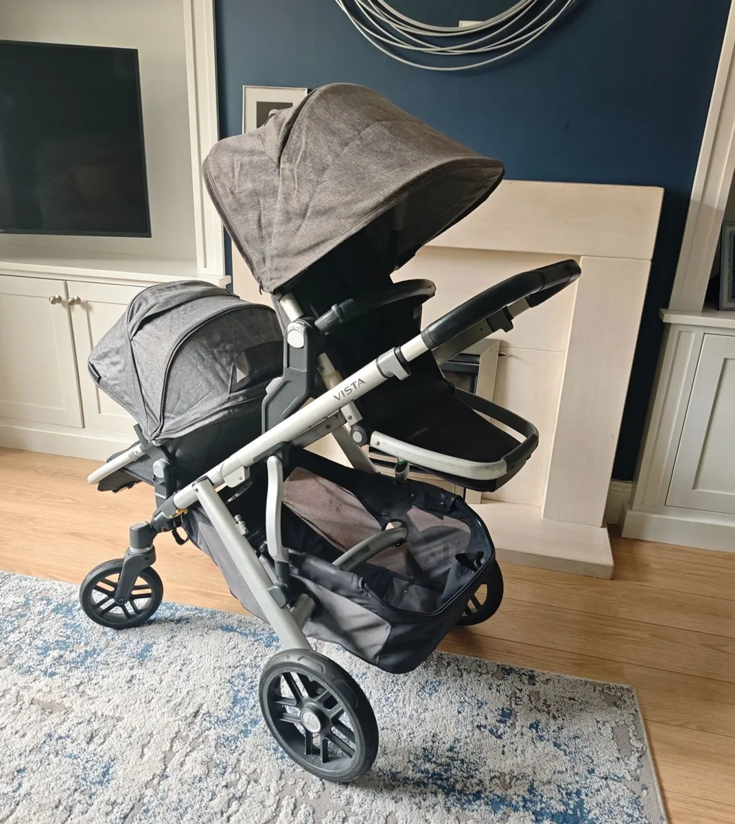Uppababy Vista V2 Bundle - Image 3