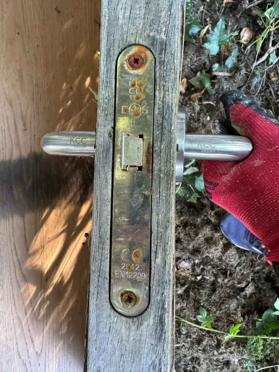 Free Water Damaged Heavy Duty Internal Fire Doors - Image 3