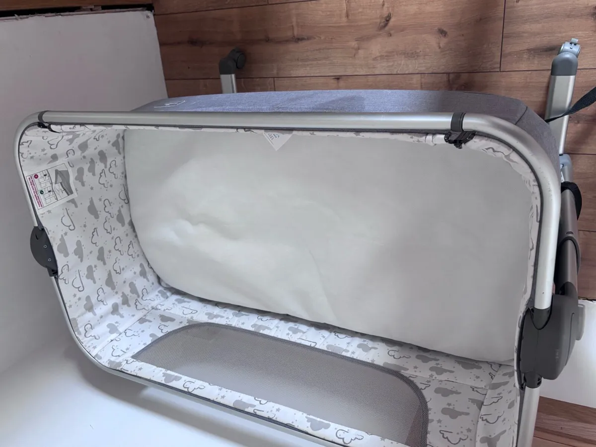 Baby co sleeper - Image 2