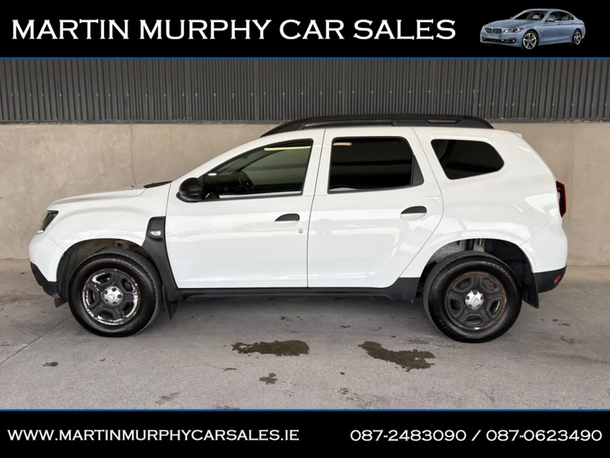 Dacia Duster ESSEMTIAL BLUE DCI 115 5DR - Image 3