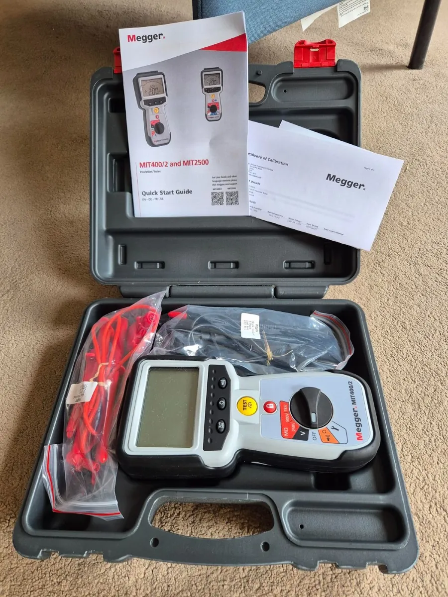 Megger Meter MIT 400 2 Insulation Tester - Image 1