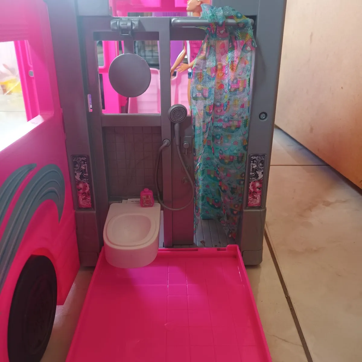 Barbie camper van - Image 2