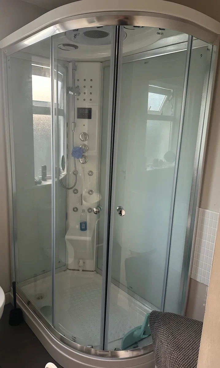 Steam Shower - Image 3