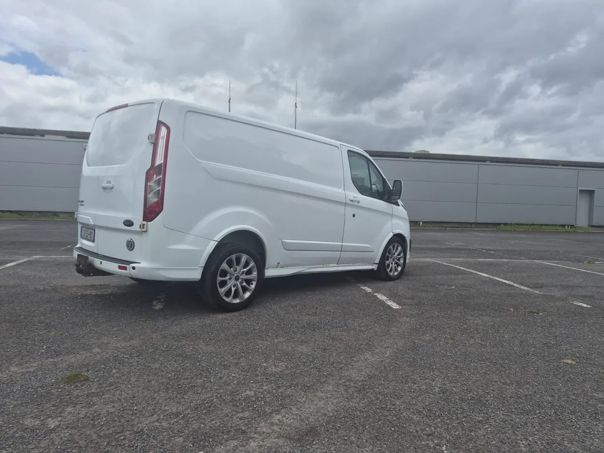 132 transit custom new test - Image 3