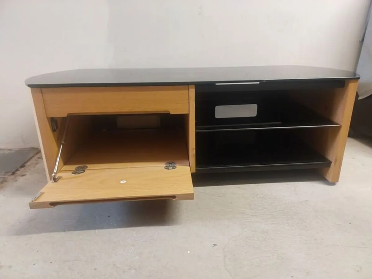 tv table - Image 2