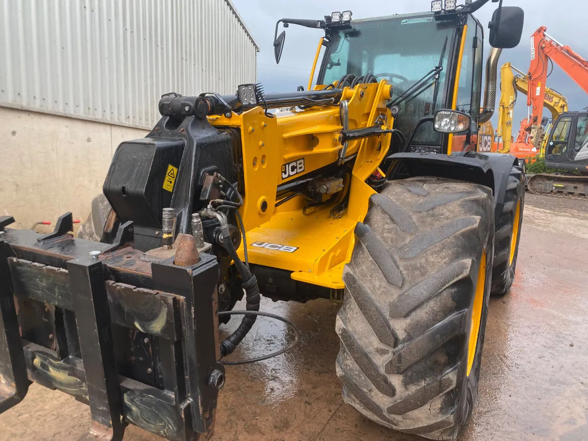 2021 JCB TM420s - Image 3