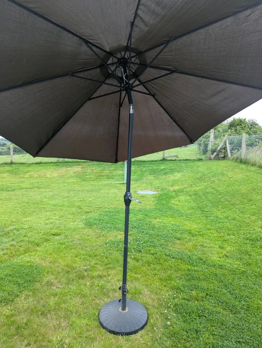Garden Parasol and Base - Image 1