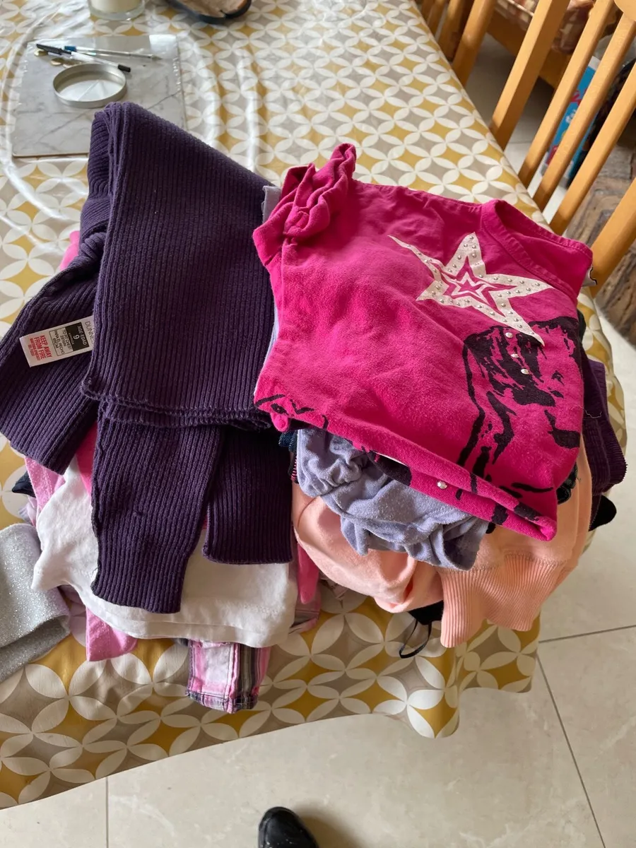 Clothes - Image 4