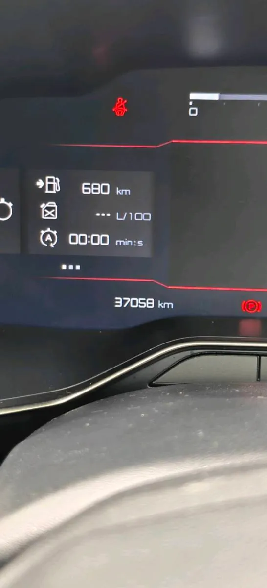 Citroen C5 Aircross Commercial 2 Seater *Max Pack* - Image 4
