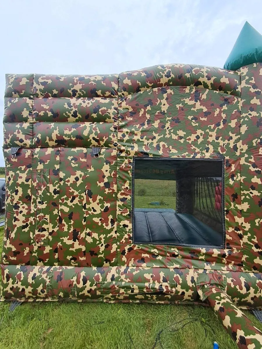 Bouncy castle - Image 4