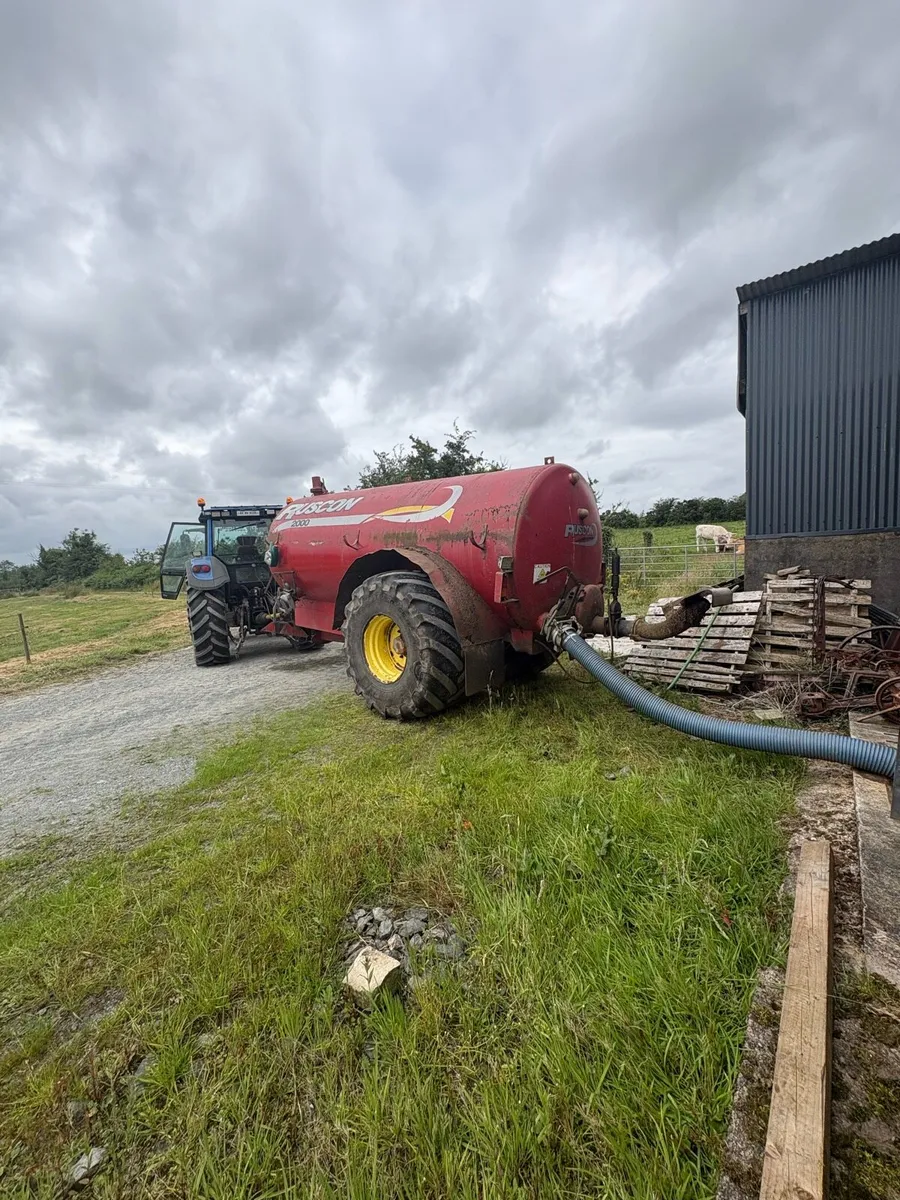 2000 gallon tank - Image 2