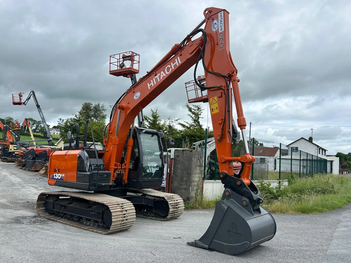 Year 2021 Hitachi ZX130LCN-6 - Image 4