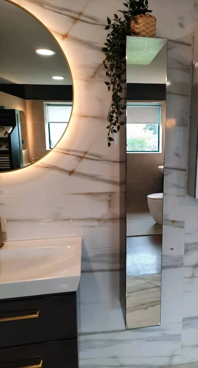 Vanity Unit, Tap & Storage Column - Image 3