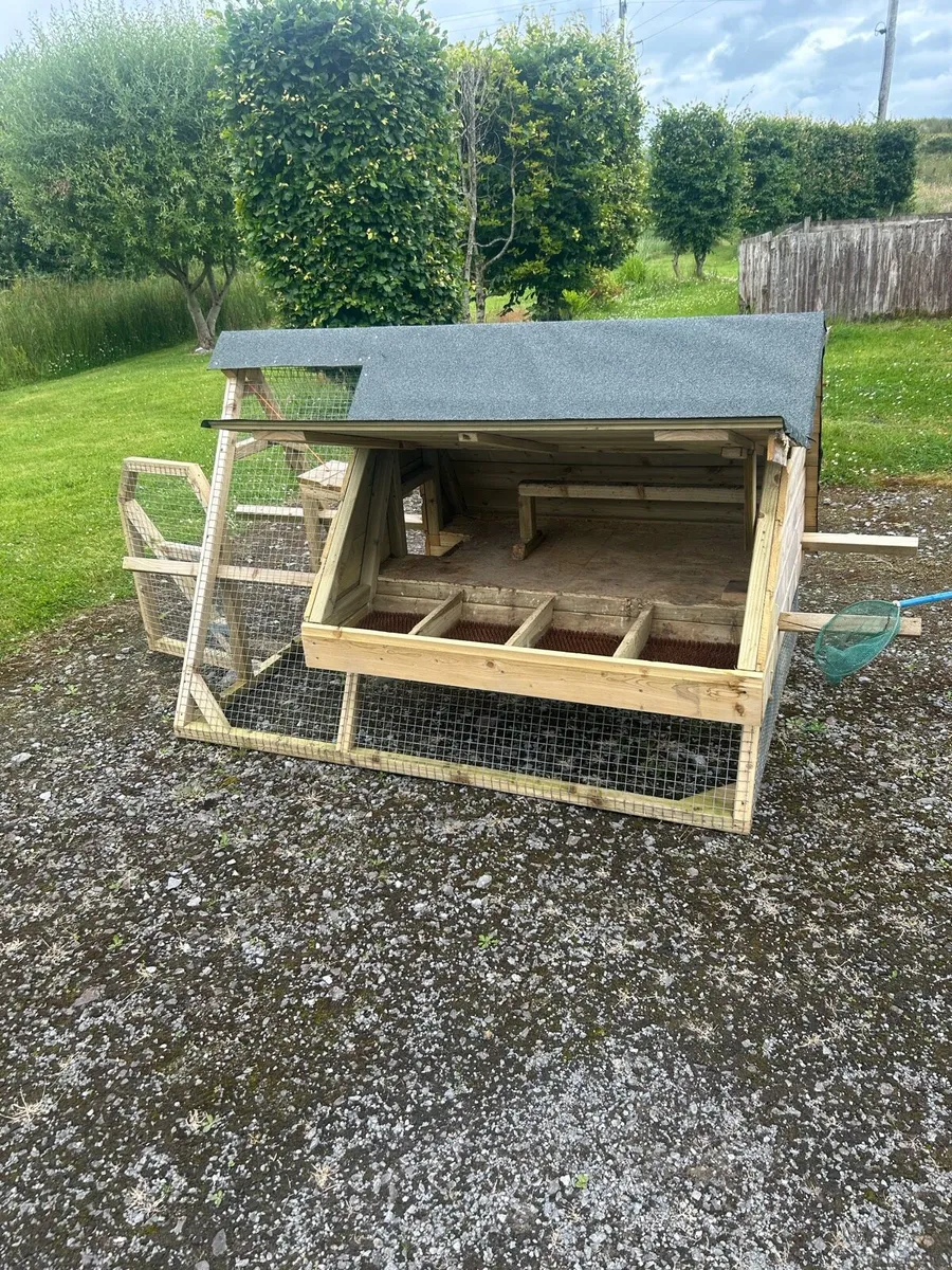 Chicken Coop - Image 2
