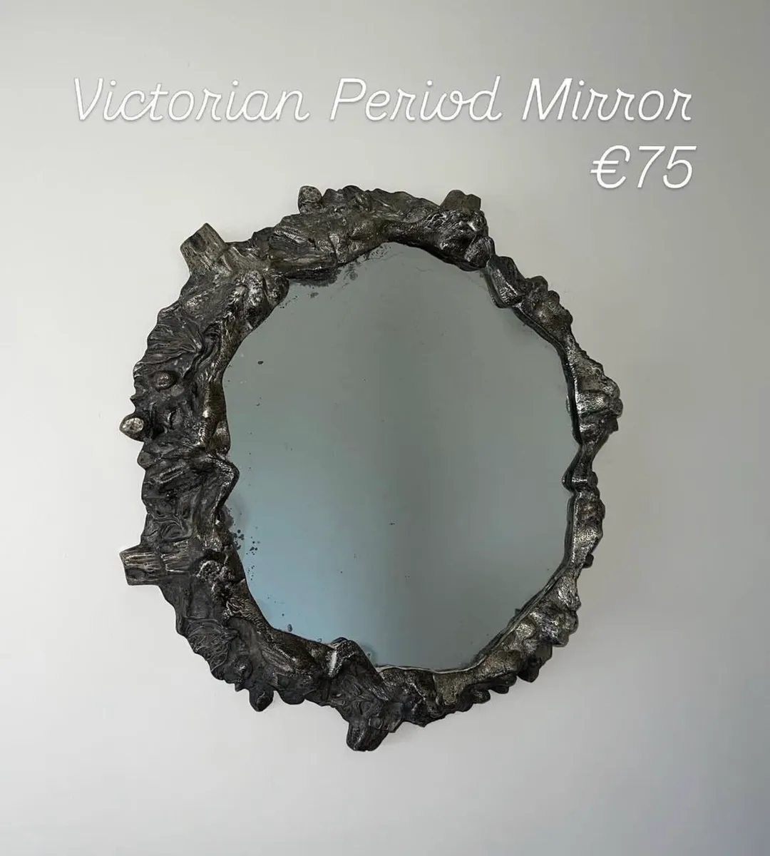 Victorian period mirror - Image 1