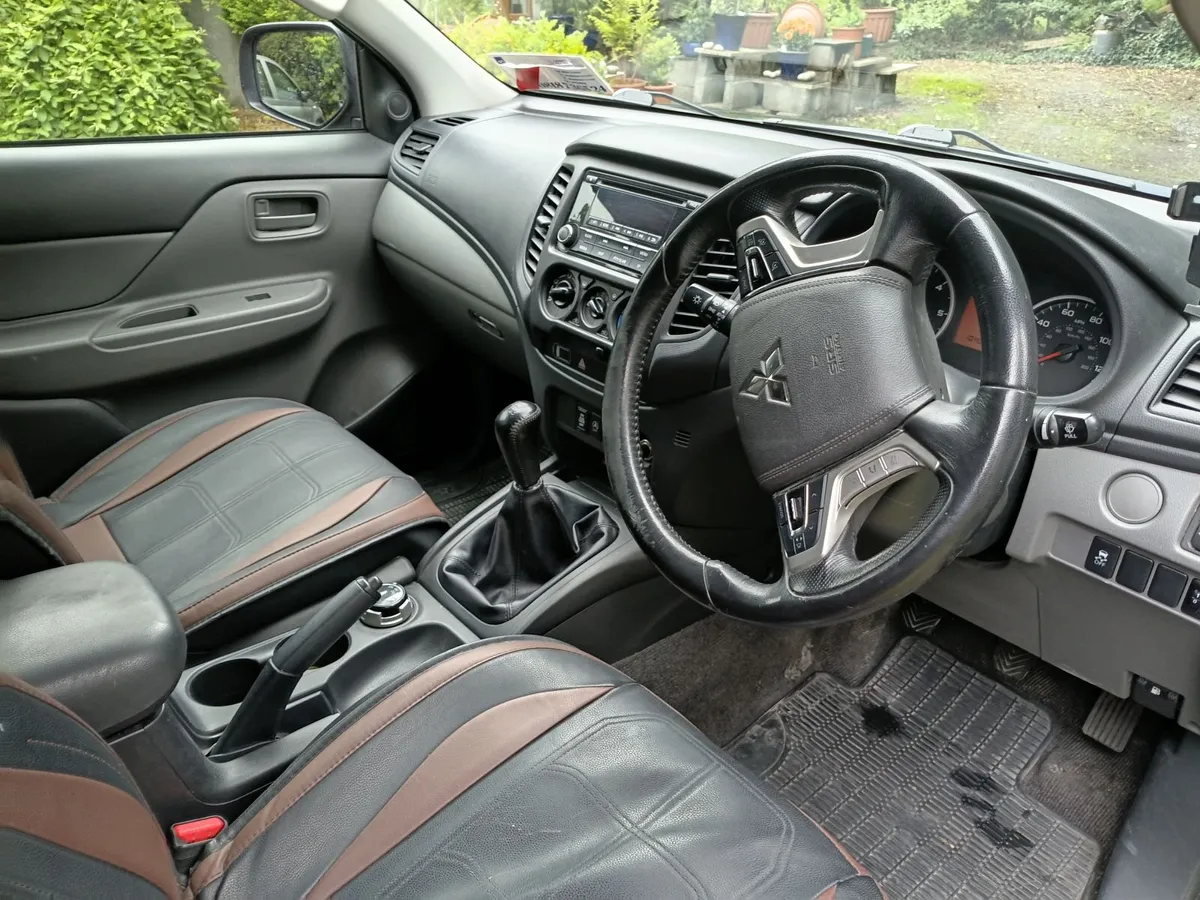 Mitsubishi L200 2017 - Image 2