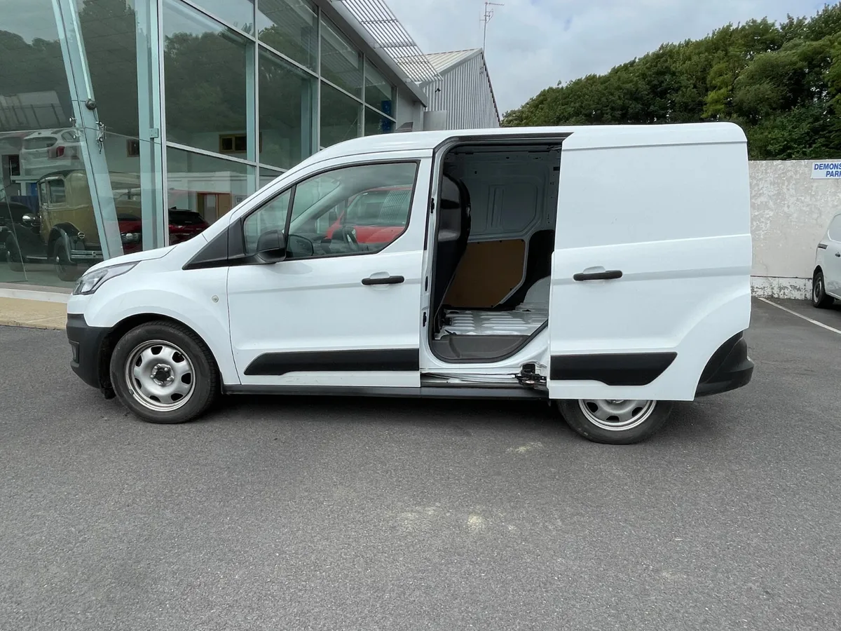 Ford Transit Connect 1.5 Diesel - Image 4