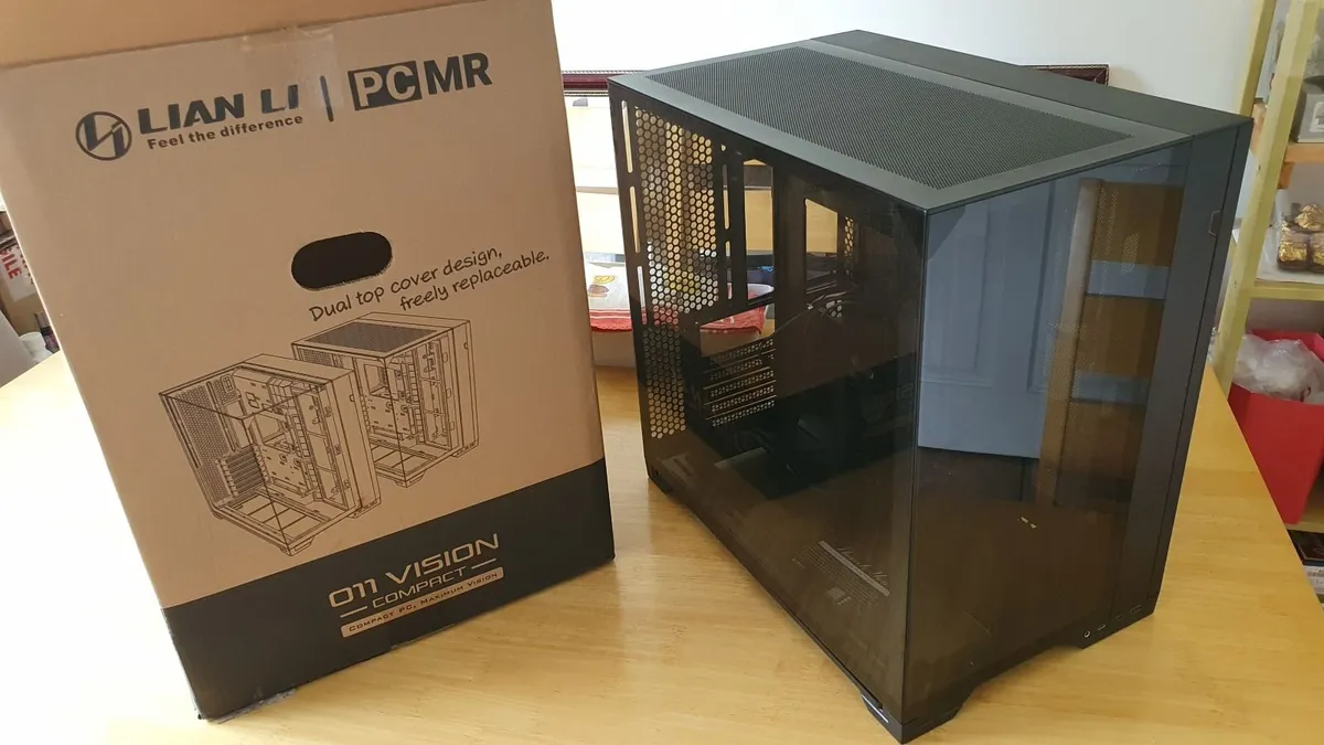 Lian Li O11 Vision Compact, PC CASE, as new! - Image 2