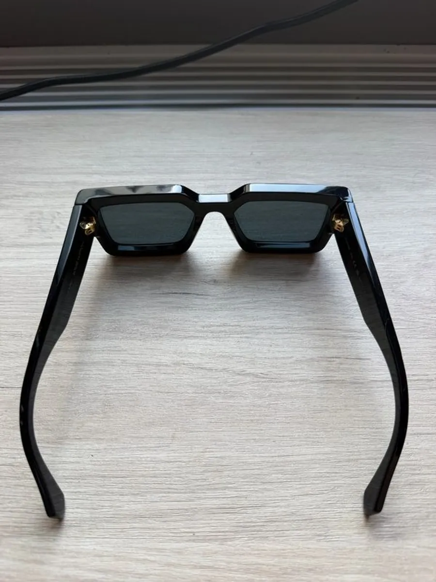 Louis Vuitton Sunglasses - Image 4