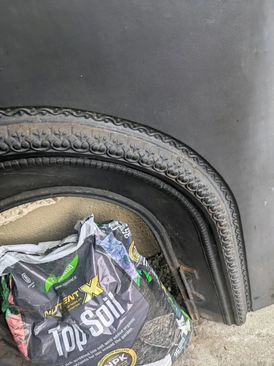 Cast iron fireplace surround - Image 2