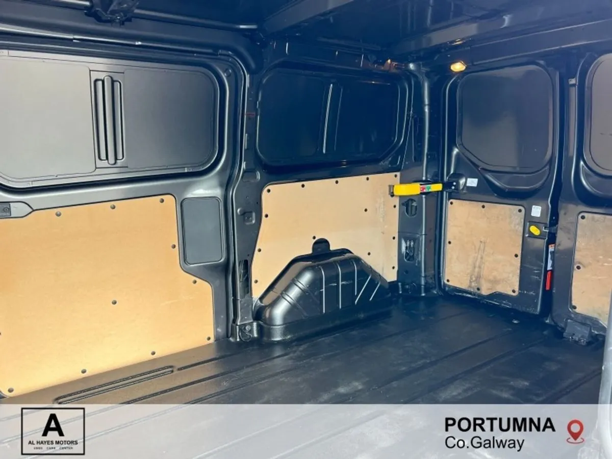 Ford Transit Custom *RESERVED* AUTOMATIC V362 300 - Image 4
