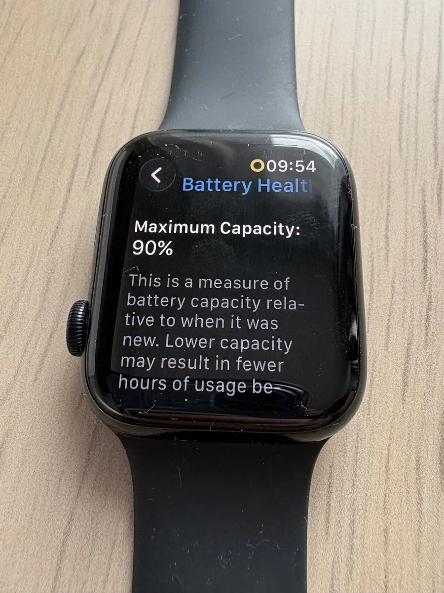 Used Apple Watch SE (Gen 2) 44mm Midnight - Image 3