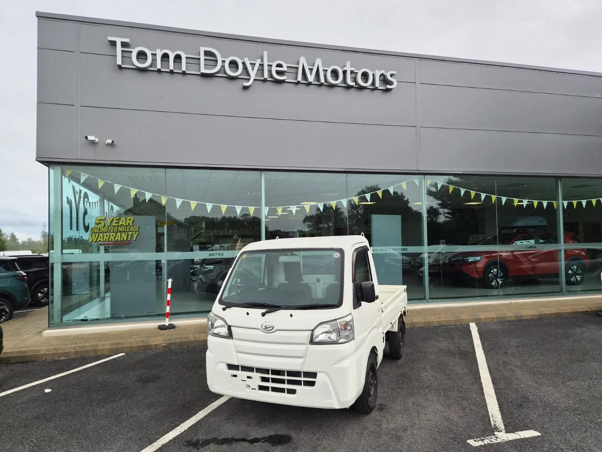 Diahatsu HiJet 0.7L Petrol Manual - Image 1