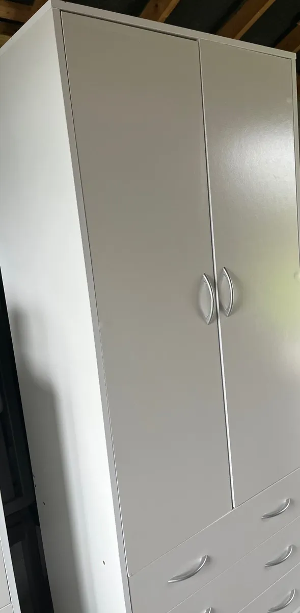 Wardrobe an chest if drawers - Image 1